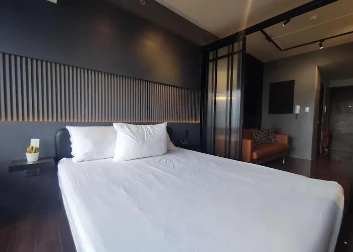The At Air Residences Makati! Apartment